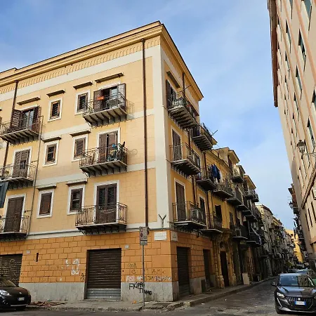 La Casa Di Viola アパート
